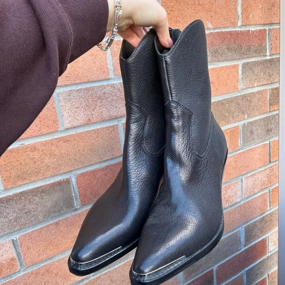 Dolce Vita Valory Black Leather Western Ankle Boots Size 9 - Picture 3 of 13